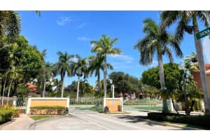 5852 Siena Ln, Hollywood, FL 33021, Sold 11/23/22