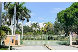 5852 Siena Ln, Hollywood, FL 33021, Sold 11/23/22