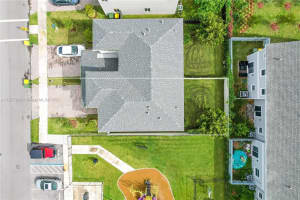 1745 SE 8th Pl, Homestead, FL 33035, Sold 11/23/22