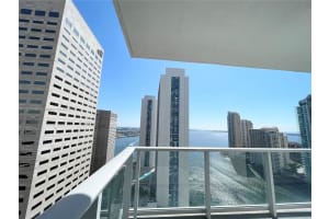 300 S Biscayne Blvd t 2616, Miami, FL 33131, Sold 11/17/22