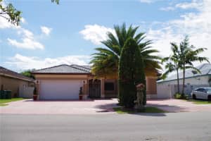 421 SE 12th Ter, Homestead, FL 33033, Sold 03/01/23