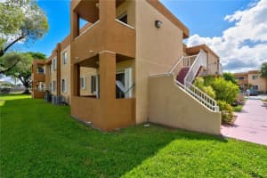 6208 SW 131st Pl APT 103, Miami, FL 33183, Sold 11/15/22