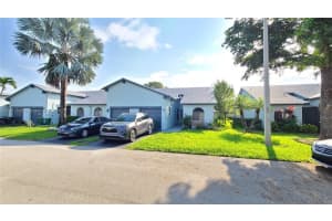 8206 NW 100th Ln #8206, Tamarac, FL 33321, Sold 10/31/22