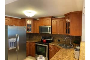 2821 NE 163rd St #3w, Miami, FL 33160, Sold 12/06/22