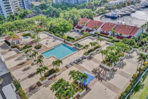 3640 Yacht Club Dr APT 810, Aventura, FL 33180, Sold 11/01/22