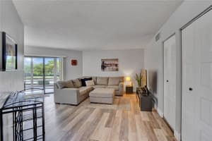 6655 W Broward Blvd #307d, Plantation, FL 33317, Sold 11/02/22