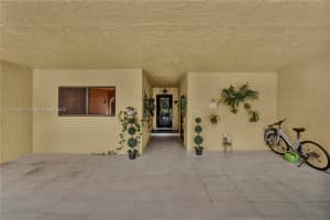 3996 Estepona Ave, Doral, FL 33178, Sold 11/01/22