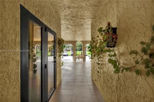 3996 Estepona Ave, Doral, FL 33178, Sold 11/01/22