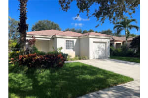 2359 SW 102nd Ave, Pembroke Pines, FL 33025, Sold 12/08/22