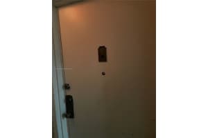 1800 Collins Ave #3h, Miami Beach, FL 33139, Sold 12/16/22