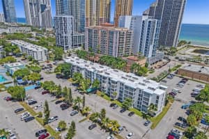 17560 Atlantic Blvd, Sunny Isles Beach, FL 33160, Sold 11/18/22