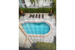 2420 Diana Dr APT 401, Hallandale Beach, FL 33009, Sold 01/24/23