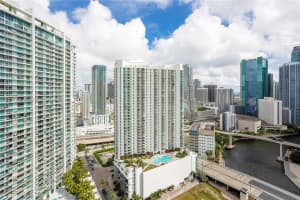 92 SW 3rd St APT 3401, Miami, FL 33130, Sold 12/15/22