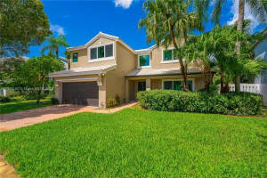 928 SW 104th Way, Pembroke Pines, FL 33025, Sold 11/04/22
