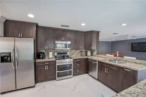928 SW 104th Way, Pembroke Pines, FL 33025, Sold 11/04/22