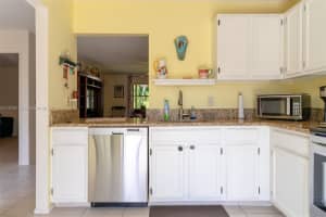 27 Black Birch Ct, Royal Palm Beach, FL 33411, Sold 01/05/23