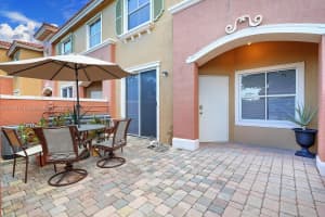 720 SW 106th Ave #2004, Pembroke Pines, FL 33025, Sold 11/02/22