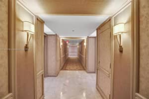 20281 E Country Club Dr, Aventura, FL 33180, Sold 11/04/22
