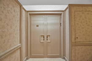 20281 E Country Club Dr, Aventura, FL 33180, Sold 11/04/22
