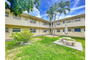 1301 N 12th Ct, Hollywood, FL 33019, Sold 11/30/22