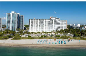 2899 Collins Ave, Miami, FL 33140, Sold 11/29/22