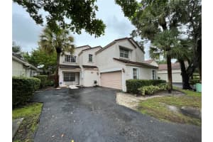 Home for sale in Plantation Florida 