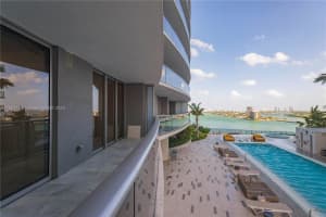 488 NE 18th St, Miami, FL 33132, Sold 12/12/22