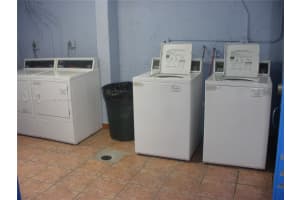 9440 Fontainebleau Blvd, Miami, FL 33172, Sold 11/23/22