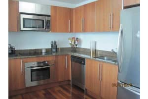 300 Biscayne Blvd, Miami, FL 33131, Sold 11/18/22