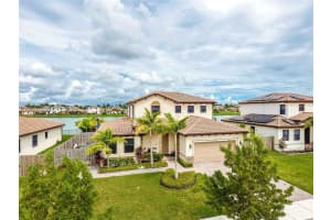 2495 SE 2nd St, Homestead, FL 33033, Sold 01/30/23