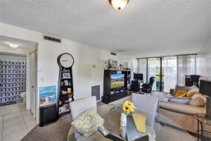 8415 Forest Hills Dr, Coral Springs, FL 33065, Sold 11/15/22