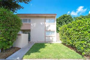 14345 Kendale Lakes Cir, Miami, FL 33183, Sold 11/04/22