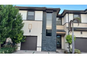 15681 NW 91st Ct, Miami Lakes, FL 33016, Sold 12/15/22