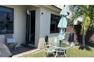 15681 NW 91st Ct, Miami Lakes, FL 33016, Sold 12/15/22