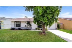 5905 Triphammer Rd, Greenacres, FL 33463, Sold 12/13/22