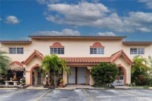 7956 W 29th Ln, Hialeah, FL 33018, Sold 11/23/22