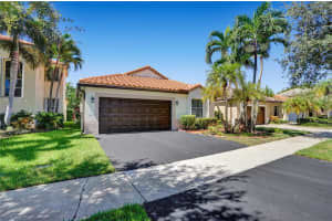 129 E Bayridge Dr, Weston, FL 33326, Sold 11/15/22