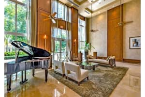 19501 E Country Club Dr, Miami, FL 33180, Sold 10/28/22