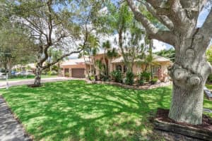6342 Champlain Terrace, Davie, FL 33331, Sold 03/24/23