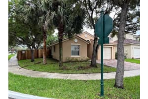 1614 SE 16th St, Homestead, FL 33035, Sold 06/05/23