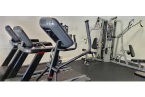 4550 NW 9th St, Miami, FL 33126, Sold 11/30/22