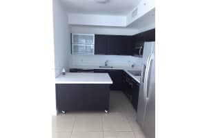 90 SW 3rd St, Miami, FL 33130, Sold 03/16/23