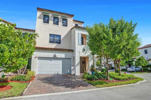 20959 NW 1st Dr, Pembroke Pines, FL 33029, Sold 11/18/22