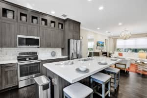 20959 NW 1st Dr, Pembroke Pines, FL 33029, Sold 11/18/22
