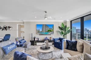 3731 N Country Club Dr, Aventura, FL 33180, Sold 11/15/22