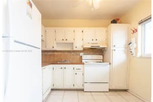 5935 Del Lago Cir, Sunrise, FL 33313, Sold 11/15/22