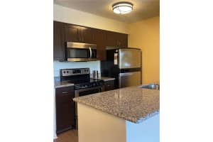 10428 NW 8th St, Pembroke Pines, FL 33026, Sold 11/08/22