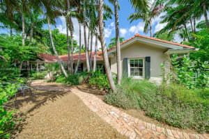 3883 Wood Ave, Coral Gables, FL 33133, Sold 11/07/23