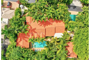 3883 Wood Ave, Coral Gables, FL 33133, Sold 11/07/23