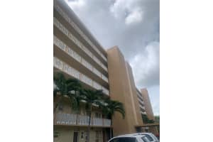 620 NE 12th Ave, Hallandale Beach, FL 33009, Sold 10/20/22